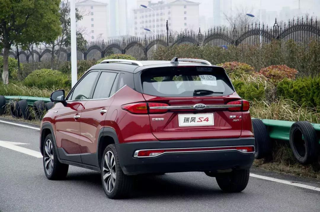 探索小巷深處的獨(dú)特風(fēng)情，遇見最新版2.02下載的特色小店