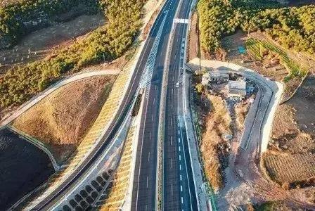 昭威高速公路最新動態(tài)，自然美景之旅的啟程之路