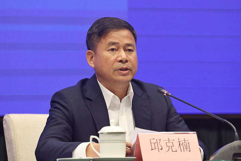 廣東省李鋒的最新動態(tài)與相關論述概述