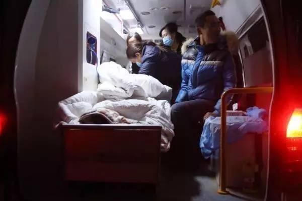 蠡縣交通事故最新消息，小巷獨(dú)特小店背后的故事