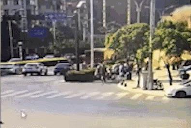 杭州古墩路爆炸最新消息及小巷特色小店的獨(dú)特魅力探索