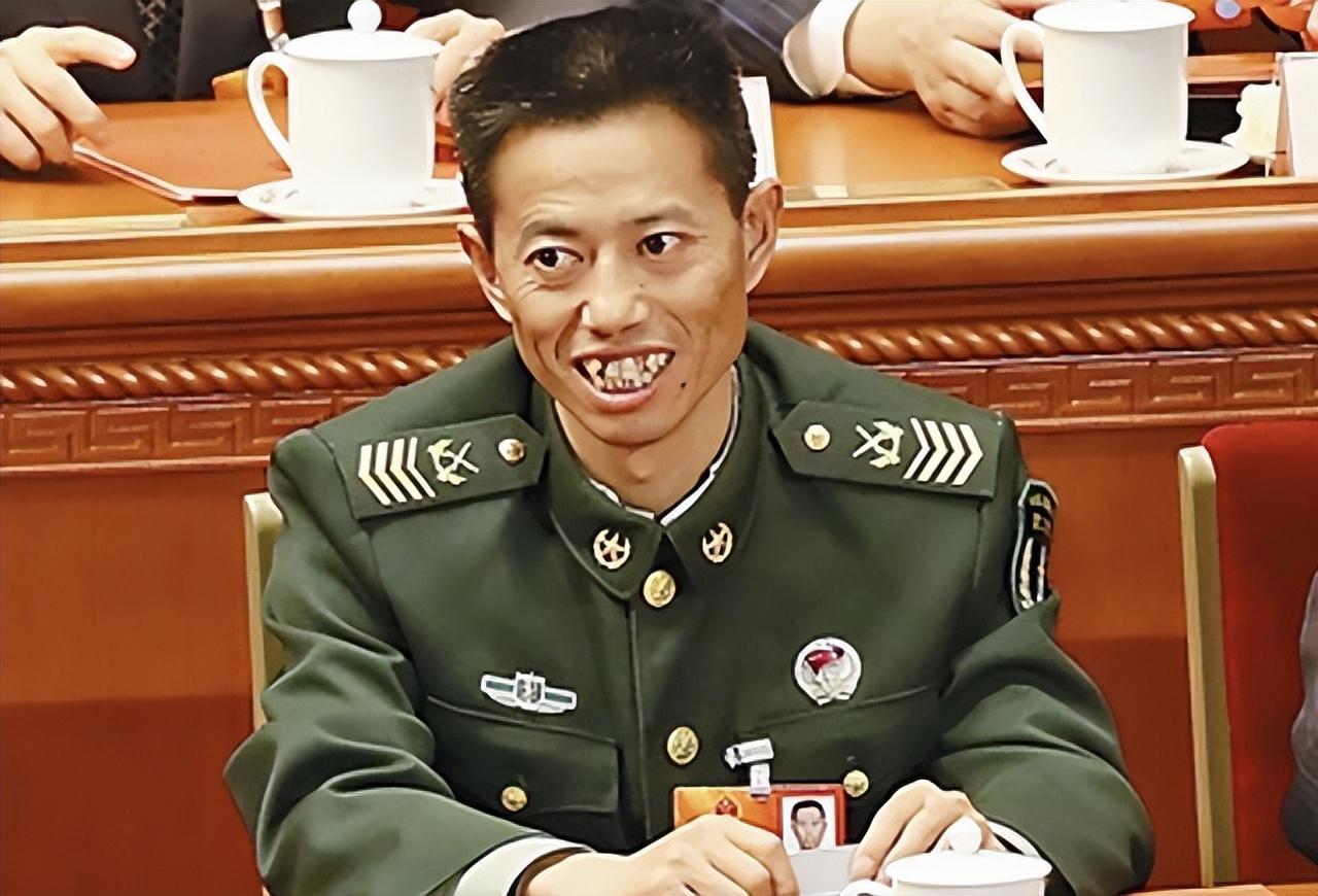 美女總裁的全能兵王——科技巔峰引領(lǐng)生活變革