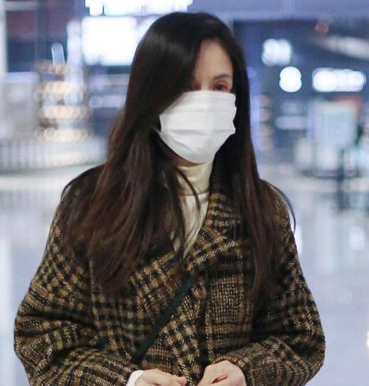 李若彤最新動態(tài)揭秘，小巷深處的獨特風情小店探秘之旅