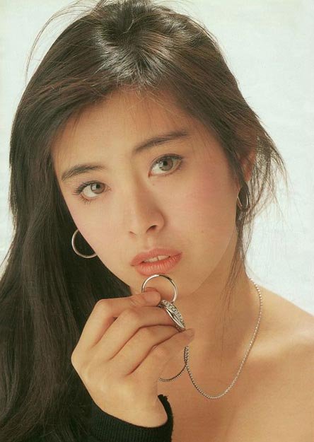 王祖賢最新照片，科技重塑魅力，時(shí)代前沿體驗(yàn)風(fēng)采