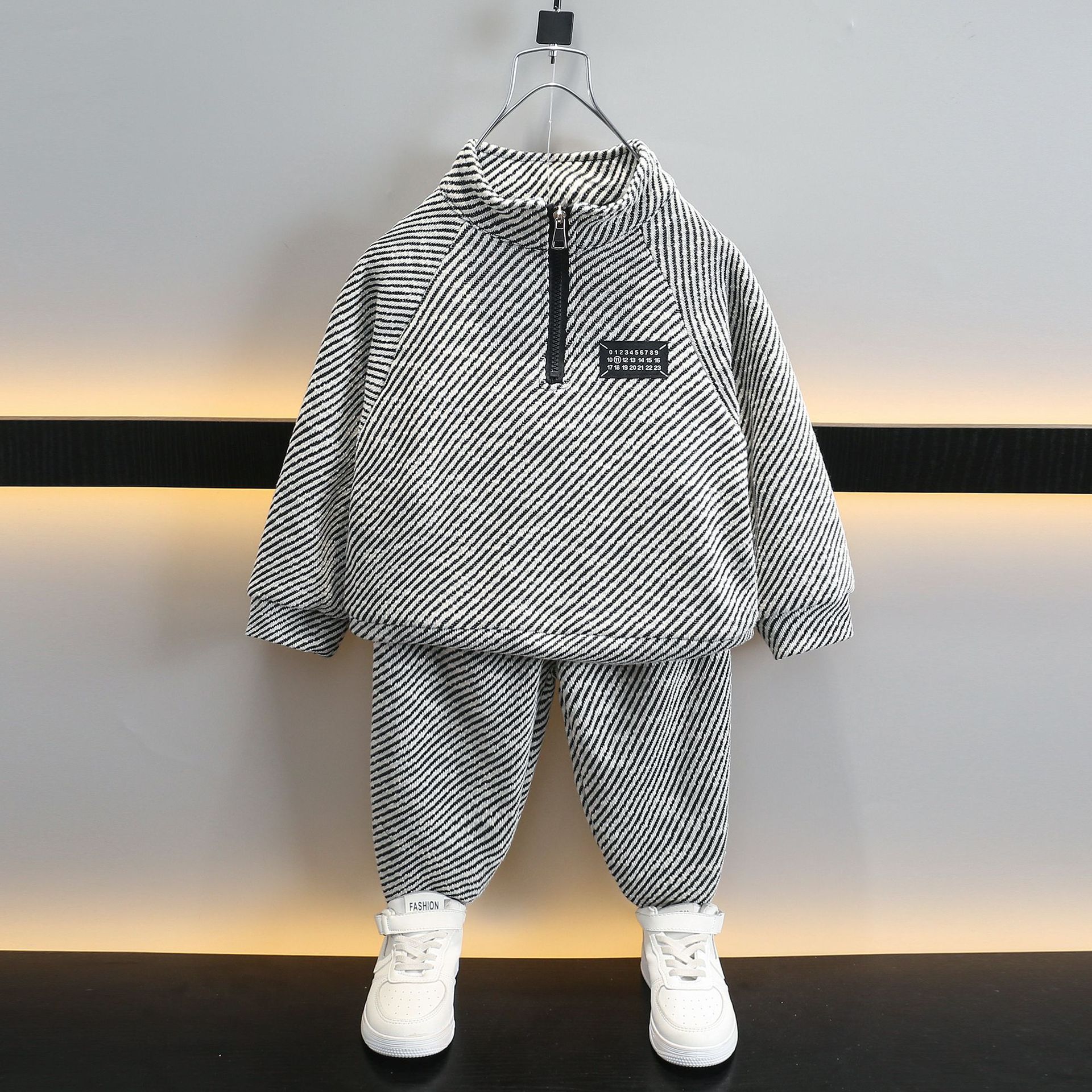 最新款童裝，友誼色彩，溫馨陪伴的童真時(shí)光