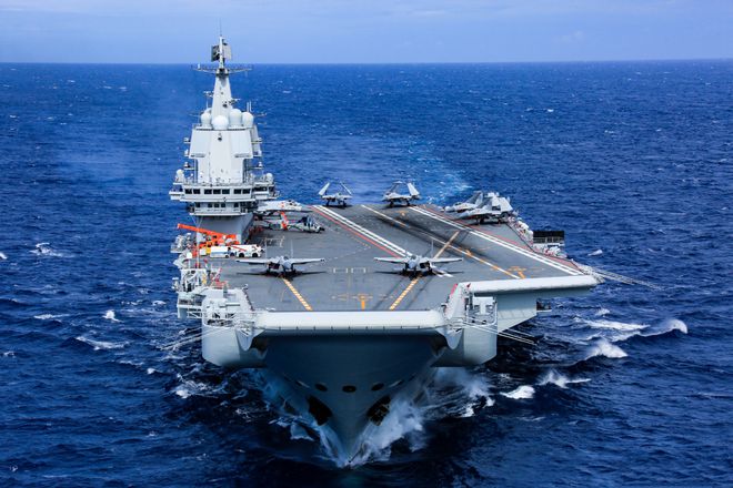 中國最新航空母艦，未來海疆的堅(jiān)實(shí)守護(hù)者