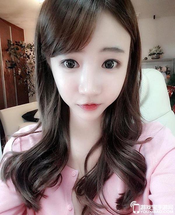 韓國女主播帶你領(lǐng)略科技與生活的完美融合，最新高科技產(chǎn)品介紹