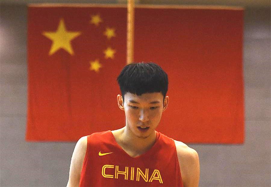 周奇最新動(dòng)態(tài)，日常趣事與友情的溫馨紐帶