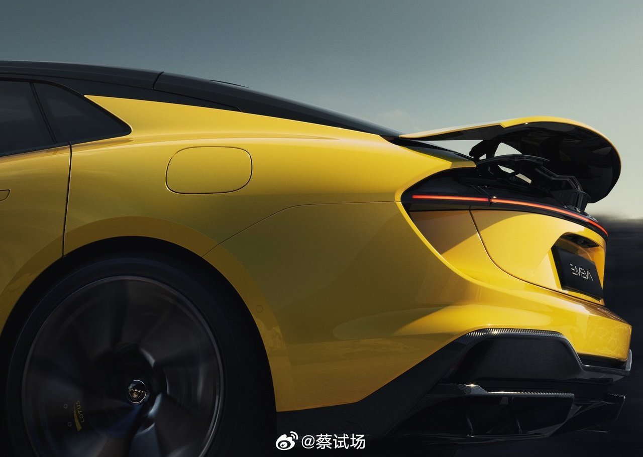 路特斯最新款驚艷亮相，奢華與科技的完美融合！