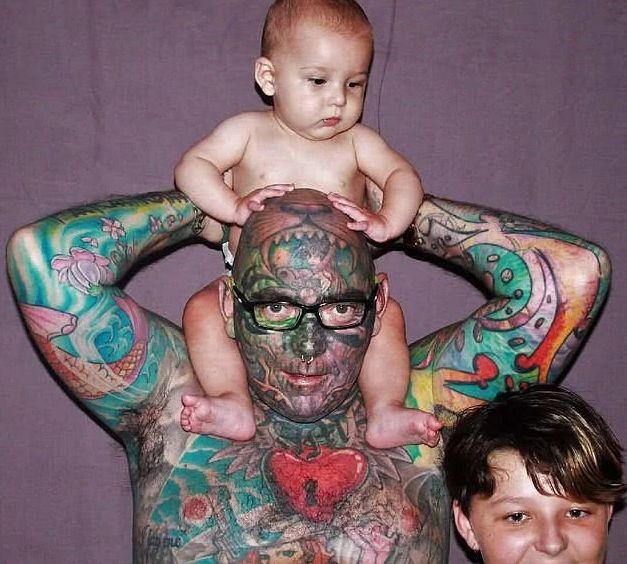 托尼克羅斯紋身新照，展現(xiàn)變化、學(xué)習(xí)與自信的力量之旅