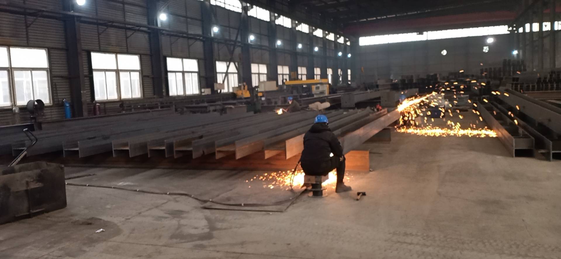 鞍山天車工最新招聘及應(yīng)聘指南，掌握天車技能，輕松應(yīng)對(duì)挑戰(zhàn)