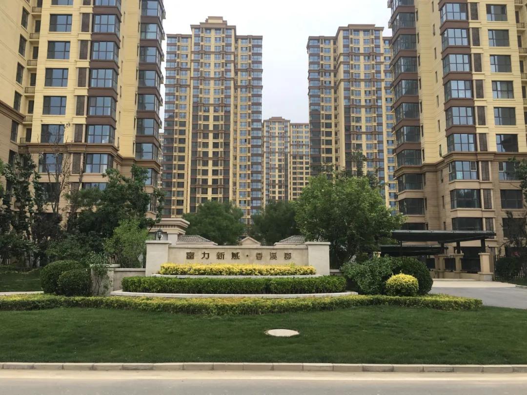 秀蘭左岸小鎮(zhèn)最新動(dòng)態(tài)揭秘，自然美景探索之旅，尋找內(nèi)心平和寧?kù)o的居所