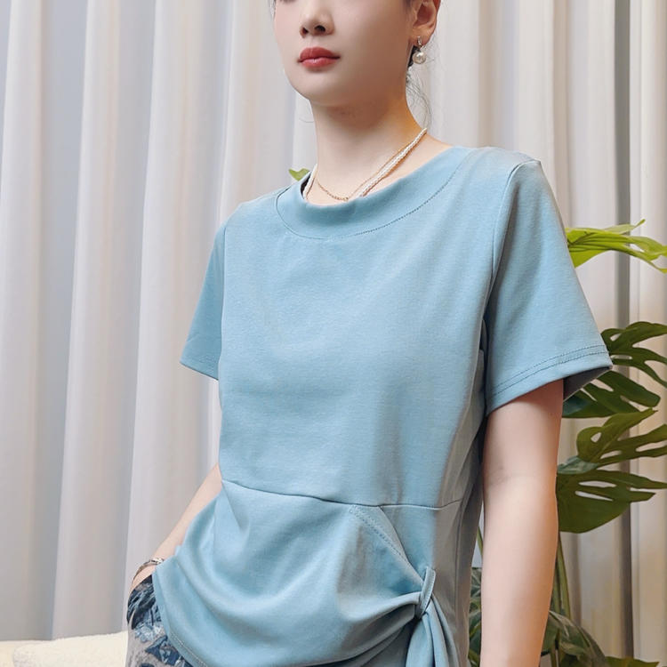 自信與成就感的時尚之旅，探索2025最新款夏裝風(fēng)采