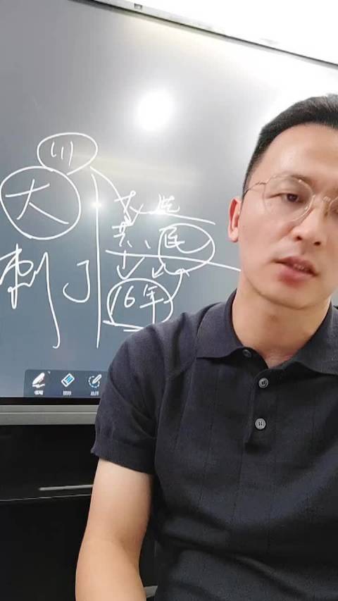 譚林長附體最新視頻，變化中的學(xué)習(xí)之旅，自信展現(xiàn)成就感的源泉