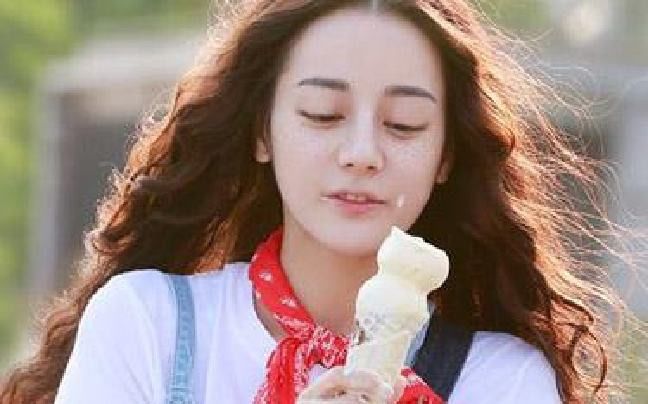 熱巴微博最新圖片，學習變化的力量，自信成就旅程的閃耀瞬間